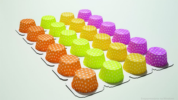 Δίσκοι με muffins πουά των 2 oz και των 24, 12, 8, 6 και 4 θέσεων